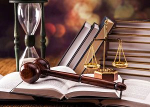 مزایای استفاده از وکیل کیفری