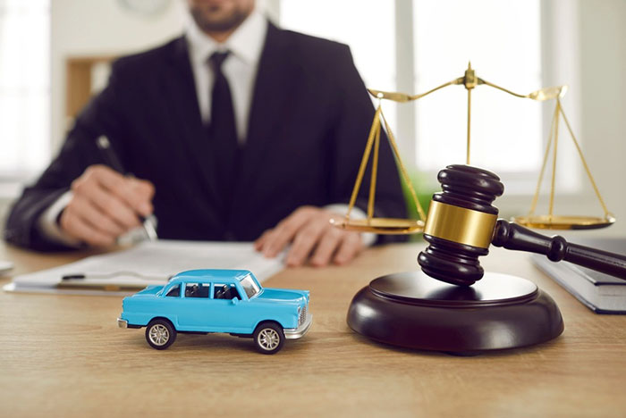 وکیل تصادف در تبریز